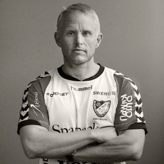 Peter Glas black and white