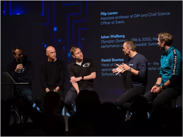 Filip Larsen Mikael Mattsson on stage